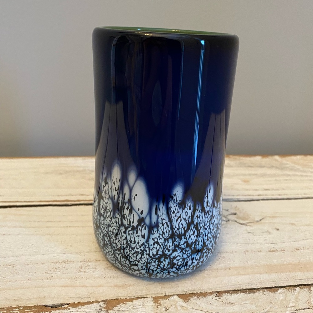 Vtg 2016 Signed Peter Vanderlaan Studio Art Glass Piece/Vase